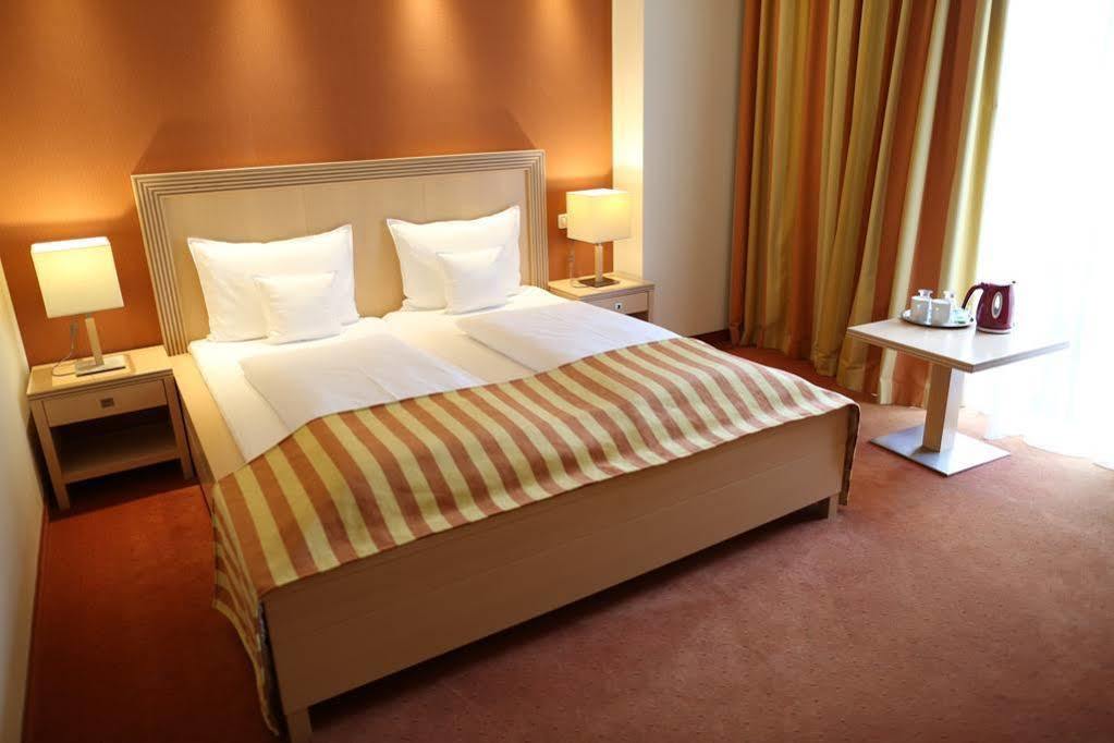 Hotel Rogge Resita Eksteriør billede
